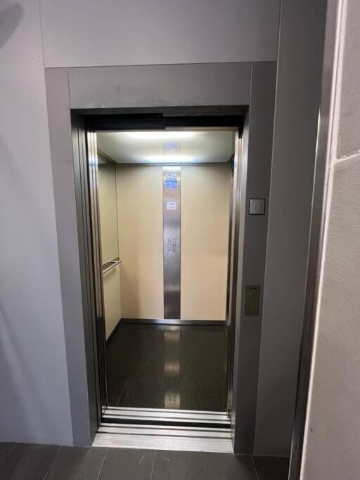 Apartamento Bilbao-Basurto-San Mames Bilbau Exterior foto