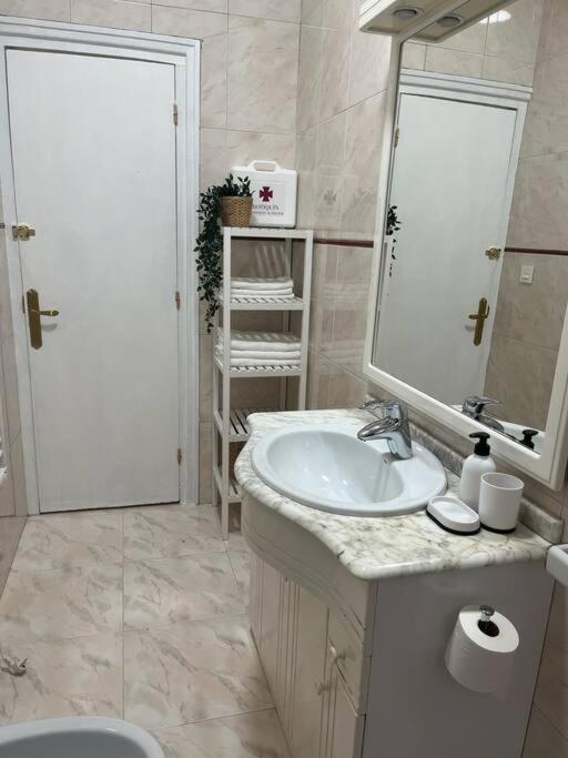 Apartamento Bilbao-Basurto-San Mames Bilbau Exterior foto